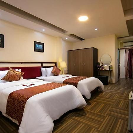 Khach San Thu Do Formerly Impressive Hotel Hanoi Exterior photo